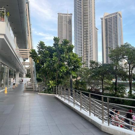 The Serene Escape Rockwell Makati City View 1Br Leilighet Manila Eksteriør bilde