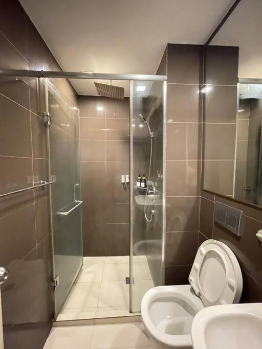The Serene Escape Rockwell Makati City View 1Br Leilighet Manila Eksteriør bilde